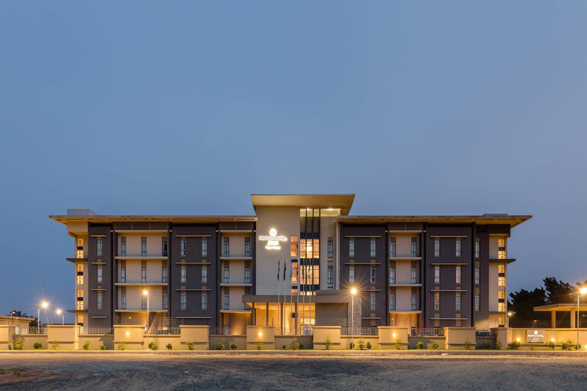 Protea Hotel By Marriott Owerri Select Eksteriør bilde