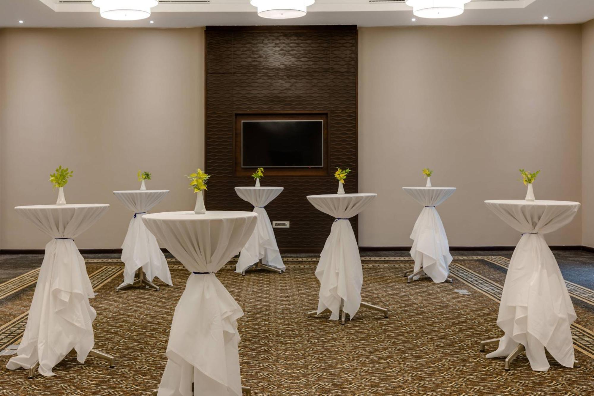 Protea Hotel By Marriott Owerri Select Eksteriør bilde